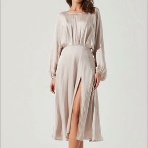 ASTR the label Dolman Sleeve Dress